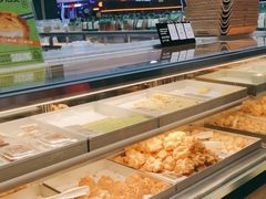面包甜点陈列柜-酥大興·新国潮糕点配茶饮(龙岗万达黑金店)