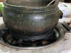 -鲁朗纳麦石锅鸡庄园