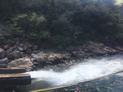 -安吉龙王山峡谷漂流