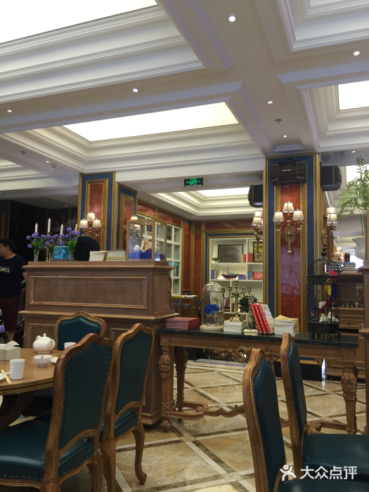 品海楼·大连海胆锅贴馆(东港店)大堂图片