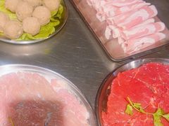 -鹿鸣山草本茶香火锅(园西路店)