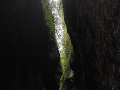 -龙水峡地缝景区