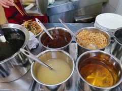 -金陵老丁家馄饨(新街口店)
