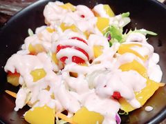 黄桃黄桃沙拉-猪啊牛呀羊啊铜盘烤肉(正大广场店)