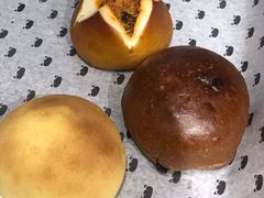 -沁屋面包店(人民东路店)