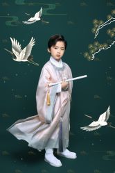 -芒果树国际儿童摄影(月亮河店)