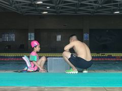 -健龙森俱乐部·游泳·健身·羽毛球综合体育馆