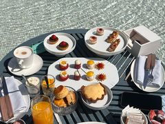 -瑰丽酒店·海吧·天际下午茶·现场DJ·天台酒吧