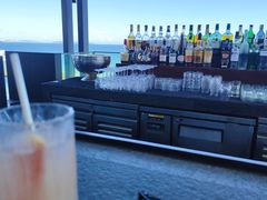 -瑰丽酒店·海吧·天际下午茶·现场DJ·天台酒吧