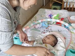 -爱月宝月嫂·育儿嫂(哈尔滨总店)