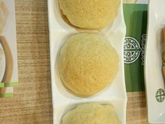 酥皮焗叉烧包-添好运点心专门店(中环IFC店)