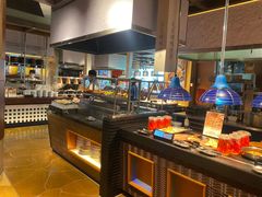 自助取餐区-怡咖啡海鲜自助餐厅(浦东香格里拉店)