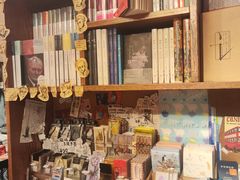-橡皮书店(翠湖北路店)