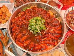 -黄记煌三汁焖锅(新佳丽江汉路店)