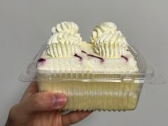 蓝莓酸奶小方-红宝石·鲜奶小方·海派西点房(肇嘉浜店)