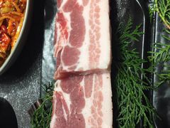 -草家酱蟹炭火烤肉店(珲春南路二店)