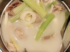-避风塘(百联东郊店)