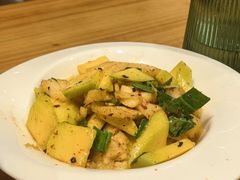 -山茶云南菜(永安里店)
