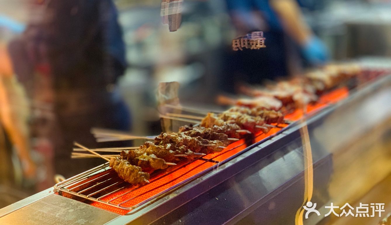 上菜速度快，食材也非常的新鲜