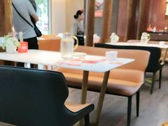 -阿瓦山寨·湘菜现炒·剁椒鱼头王(咸阳总店)