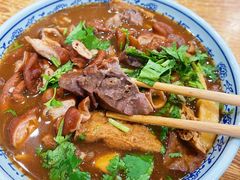 卤煮火烧-门框胡同百年卤煮(新街口店)