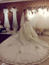 点击看大图 -禧嫁茗品设计师婚纱集成馆