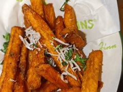 -JINNS锦时 steak&pizza(浸信会礼拜堂旧址店)
