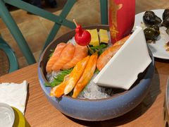 -亚马逊环球美食百汇(新城吾悦广场店)