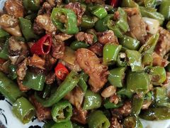 青椒鸡-十一街苍蝇馆子转经消江湖菜(九眼桥十一街店)
