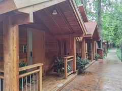 -上海怡沁园度假酒店