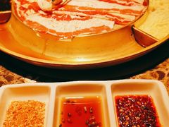 -猪啊牛呀羊啊铜盘烤肉(正大广场店)