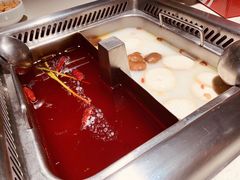 -海底捞火锅鲜切牛肉主题店(长寿路店)