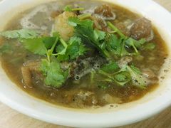 筋头巴脑-小颖泡馍