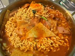 部队锅-富乐满韩国正宗炸鸡韩国料理(虹泉路店)