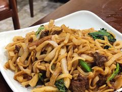 炒牛河-老周记茶点