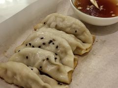 招牌脆皮锅贴-春家·非遗手工小吃(徐汇万科广场店)