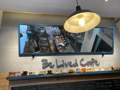 -Be Lived Cafe比例咖啡(摩天轮店)
