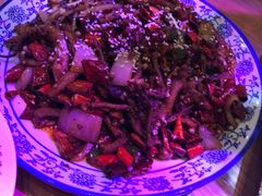 -临界音乐酒馆·小龙虾·江湖菜(华熙LIVE·鱼洞店)