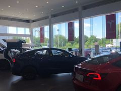 -TESLA 特斯拉(北京南四环中路特斯拉中心)