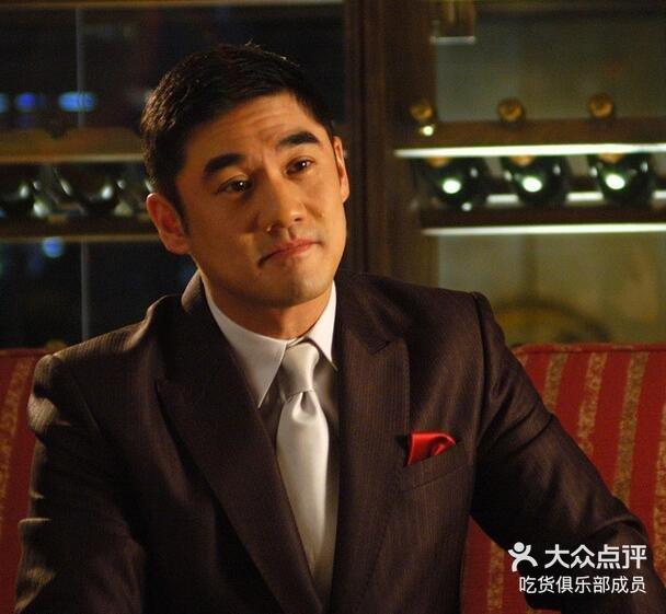 吴大维,1966年10月2日出生于美国马