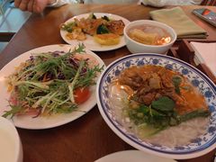 -昆明华邑酒店-鲜艳全日餐厅
