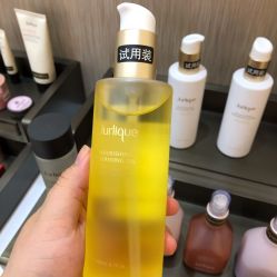 -茱莉蔻