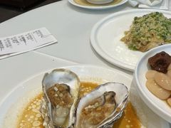 -万龙洲海鲜(大兴绿地缤纷城店)