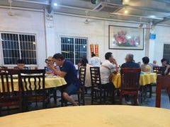 -烧鹅妹饭店