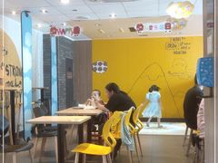 用餐区-麦当劳(江滨北路得来速餐厅)