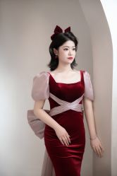 -洋洋婚纱品牌集合店