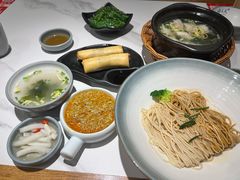 -馋三尺蟹粉小笼(人民广场店)