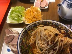 -吾穆勒蓬灰牛肉面·清真(中海河山郡店)