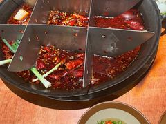 -周小明火锅(黑金冠社区店)