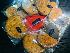 -Salon de The de Joel Robuchon(外滩18号店)